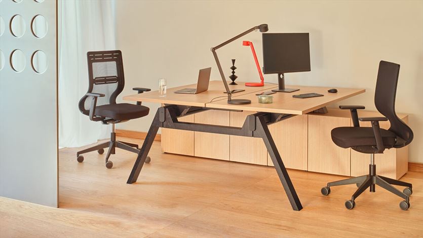 Sprzedaż i montaż mebli biurowych i konferencyjnych, Cubi Meble Biurowe, Białystok